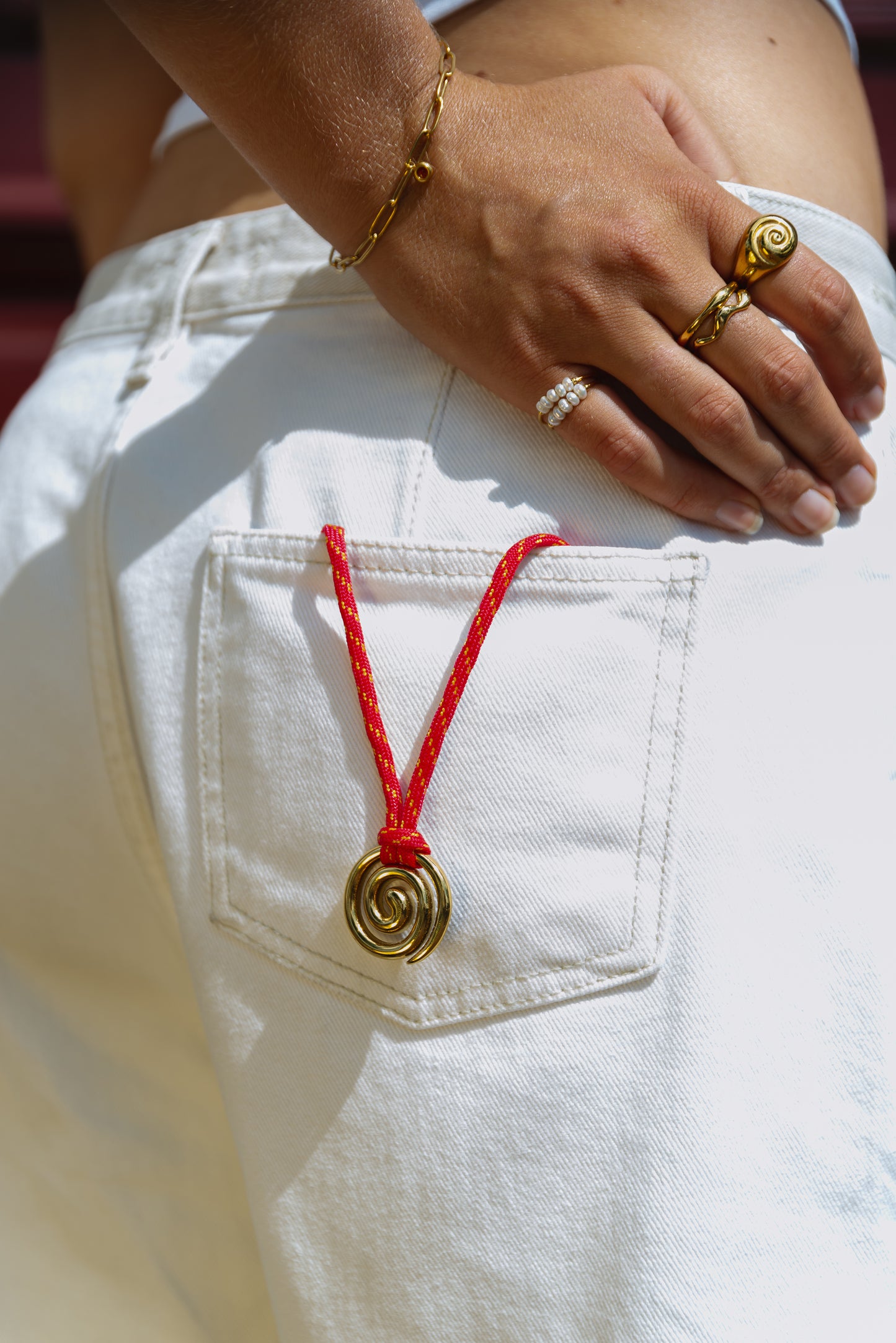 Swirl on a Knot - Necklace