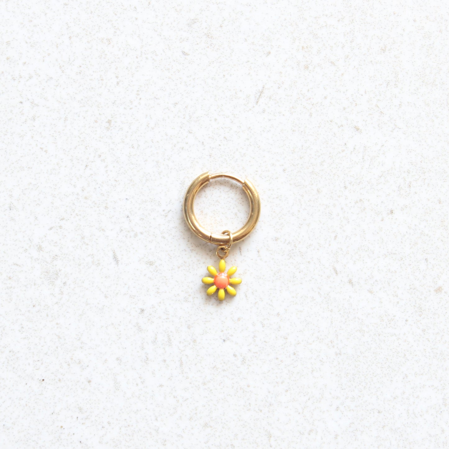 Tiny Daisy - Earring