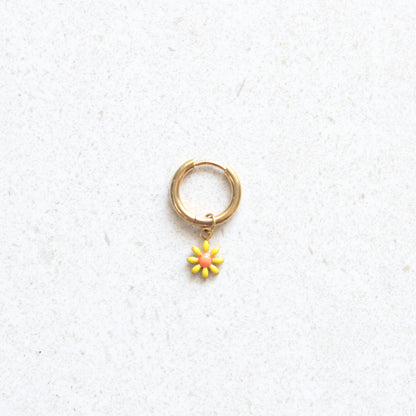 Tiny Daisy - Earring