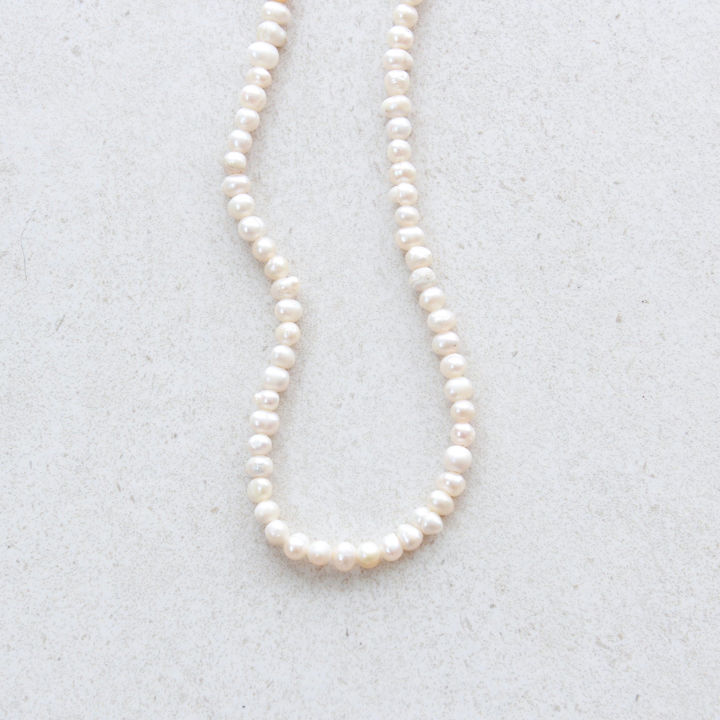 Wanderes Pearl Strand - Necklace