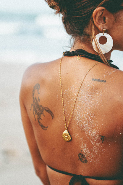 The World Is Your Oyster - Necklace
