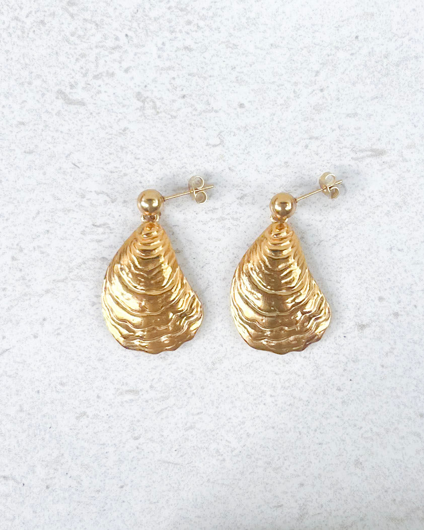 The World Is Your Oyster - Earrings (pair)