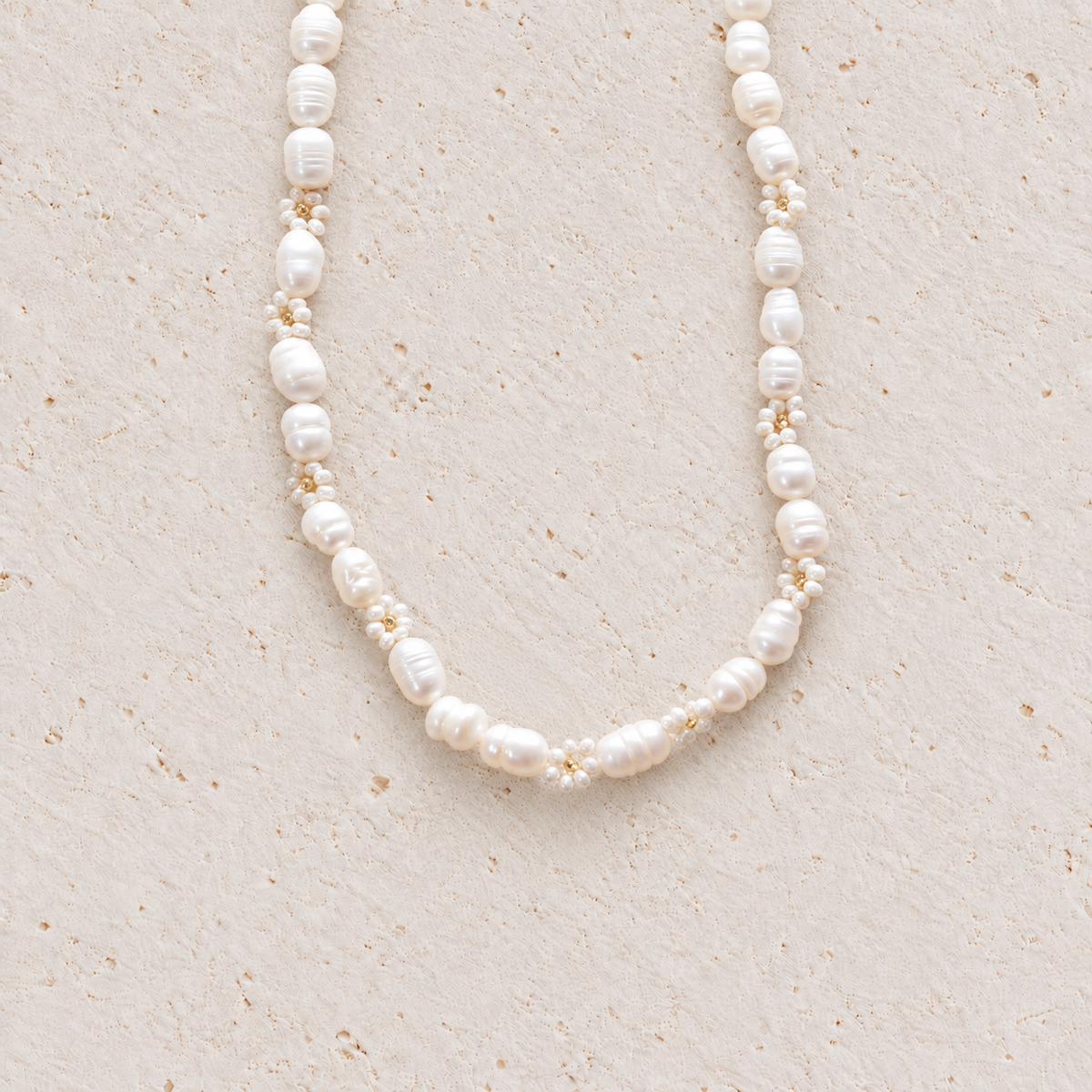 Seaside Daisy - Necklace